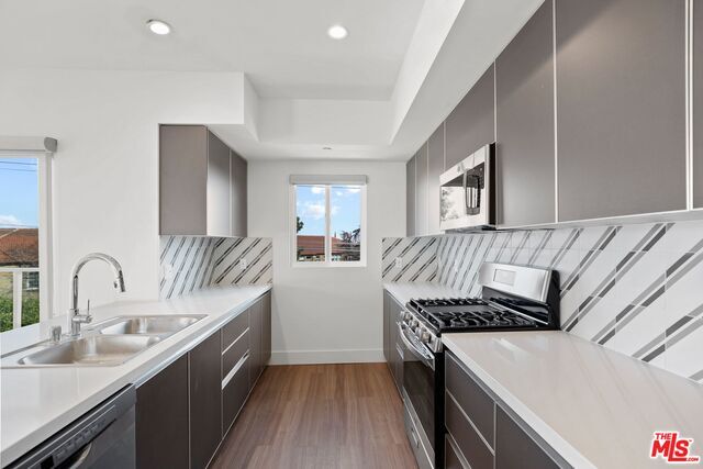 Building Photo - 11821 Texas Ave