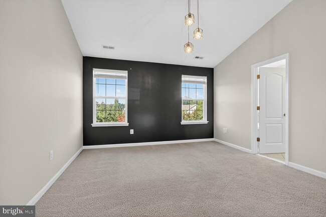 Building Photo - 7714 sentry Terrace