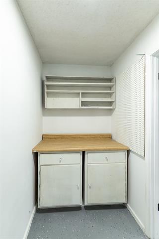 Building Photo - 9102 Valkrie Ln