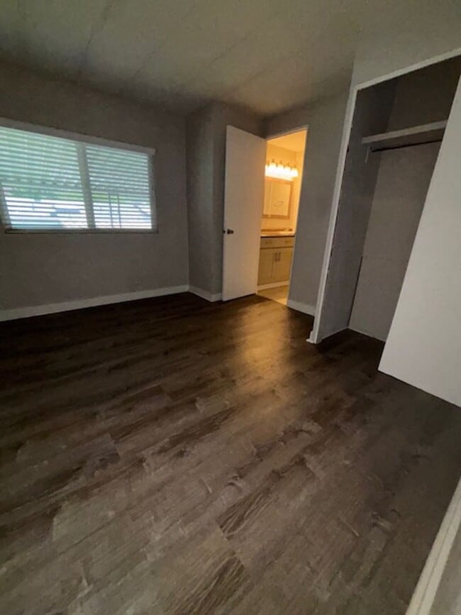 Building Photo - Cascade Vista In Bothell