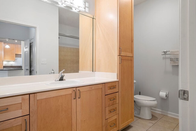 Building Photo - 400 17th St NW