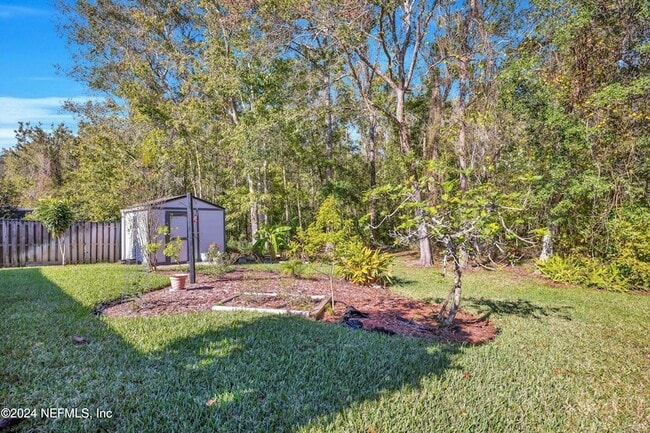 Building Photo - 657 MacKenzie Cir