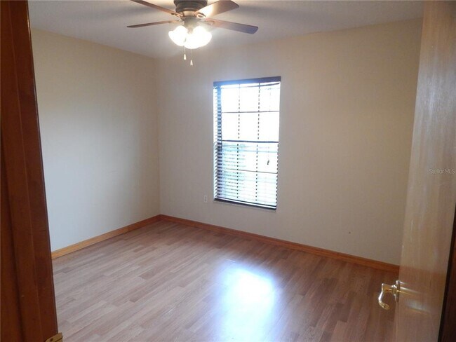 Building Photo - 4506 Lake Trudy Dr