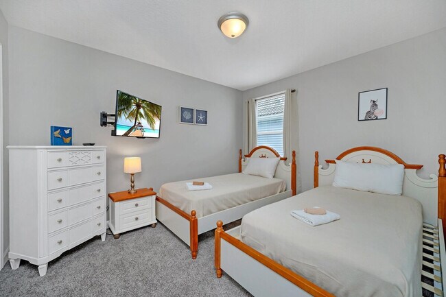 Building Photo - 1614 Moon Valley Dr