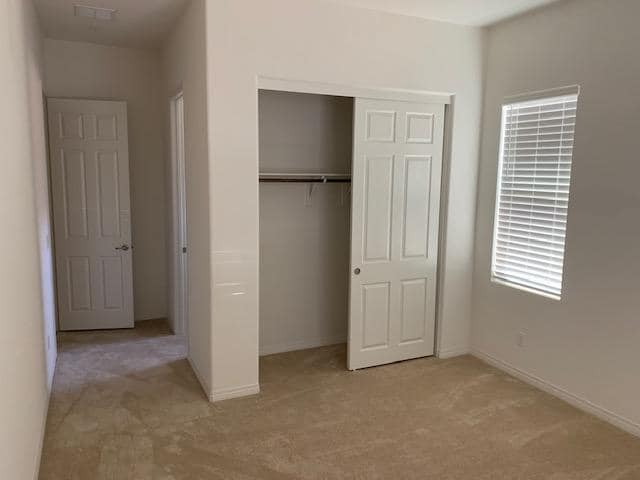 Building Photo - 43720 Vacanza Ct
