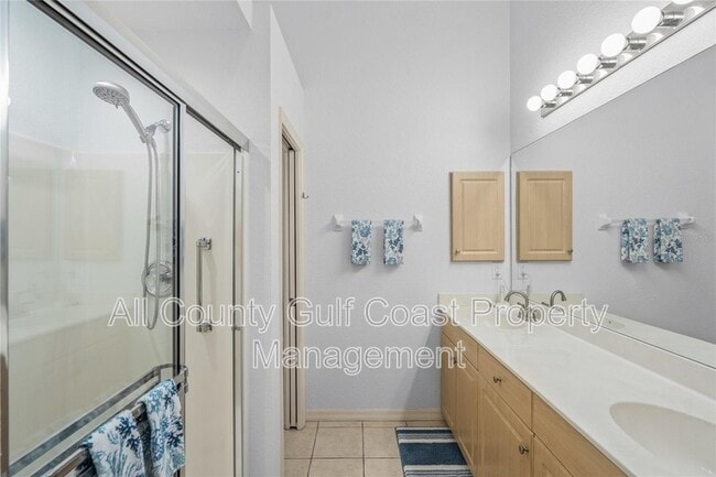 Building Photo - 203 Casa Del Lago Way