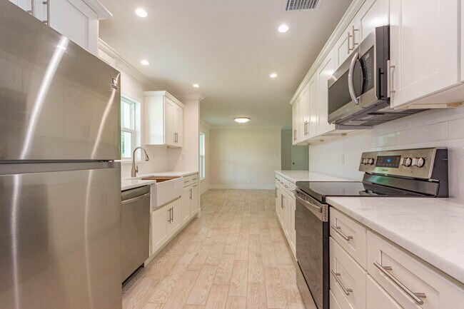 Building Photo - 12955 91st St