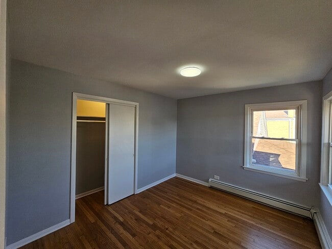 Building Photo - 2909 N Austin Ave