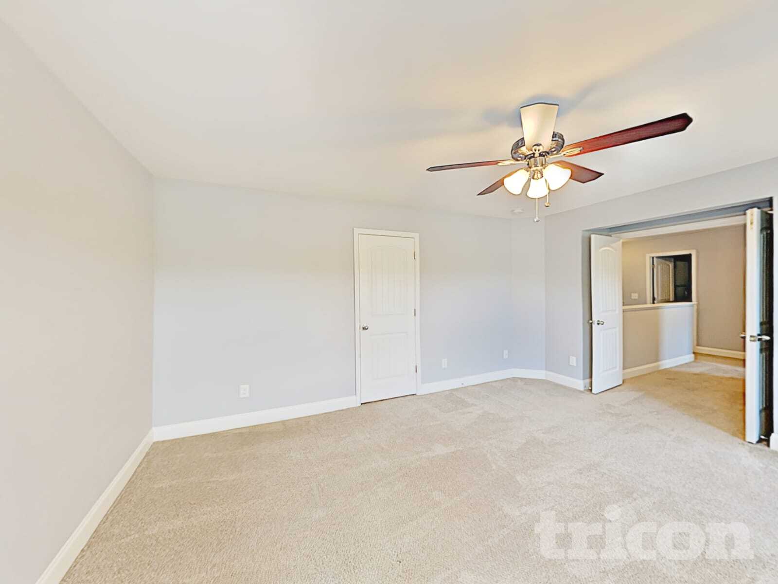 Building Photo - 163 Green Willow Dr