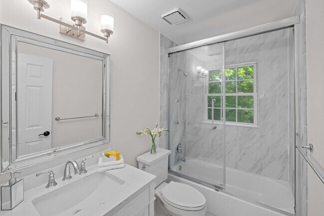 Building Photo - 6609 Heidi Ct