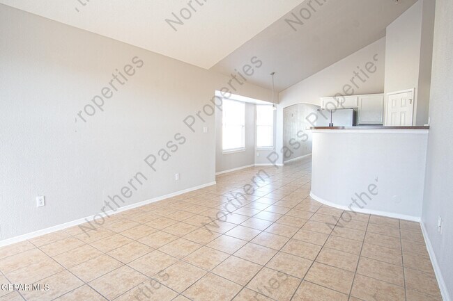 Building Photo - 14140 Robert Ituarte Dr