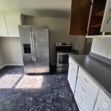 Building Photo - 55-57 West Parkwood Avenue