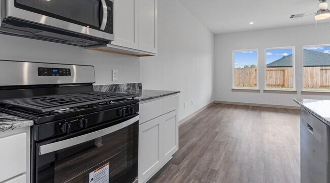 Building Photo - 1039 Great Barracuda Ln
