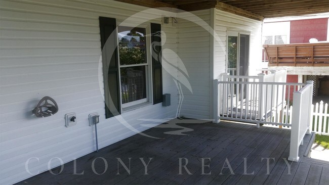 Building Photo - 466 Harbour View Dr