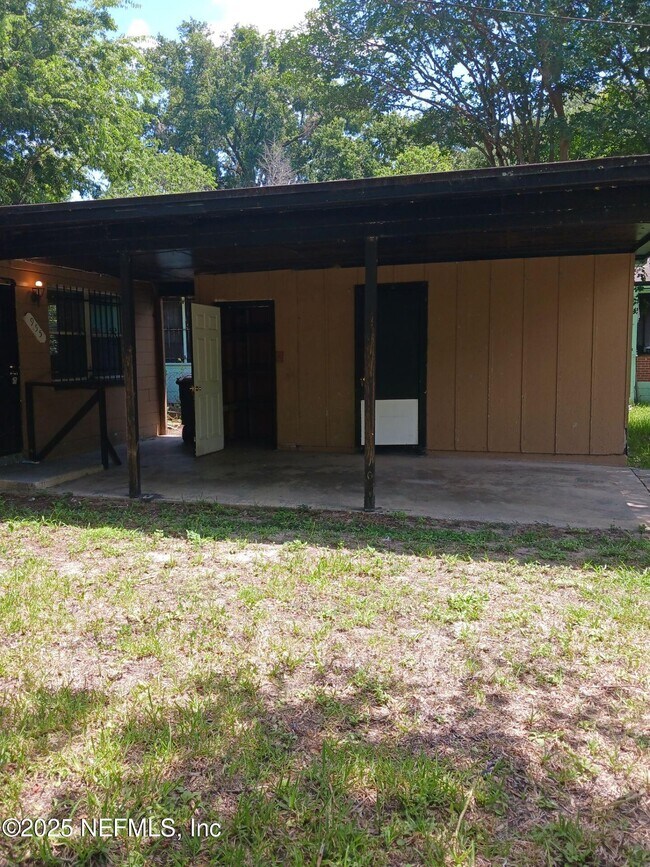 Building Photo - 955 Maynard St