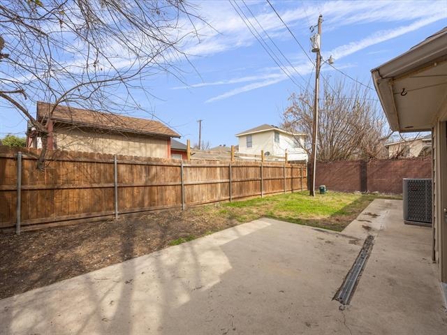 Building Photo - 464 Bass Rd