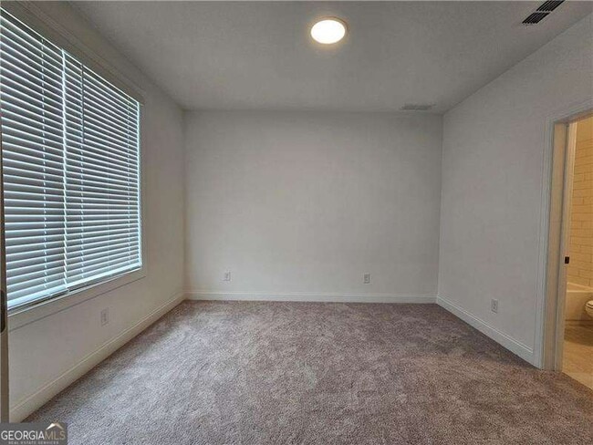 Building Photo - 4247 Millcroft Pl
