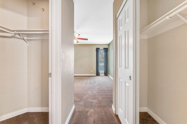Building Photo - Modern Comfort Meets Timeless Style in a Beautifully Updated Las Vegas Home!