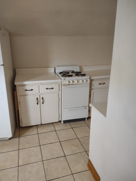 Building Photo - 1409 3rd St SW