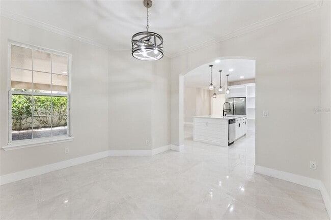 Building Photo - 6615 Helmsley Cir