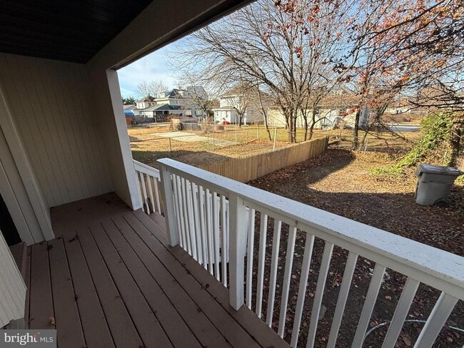 Building Photo - 333 W Buck St