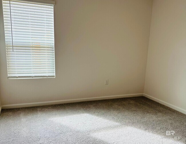 Building Photo - 19349 Gray Horse Dr