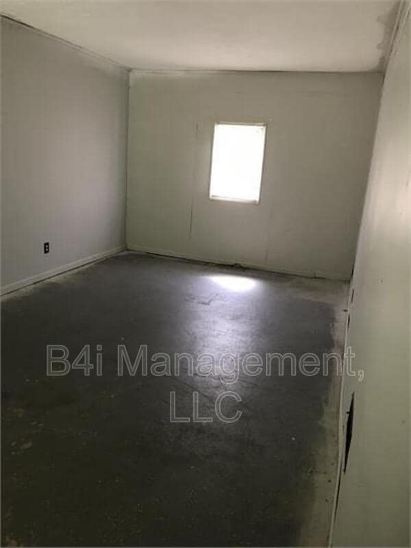 Building Photo - 8795 Channing Dr