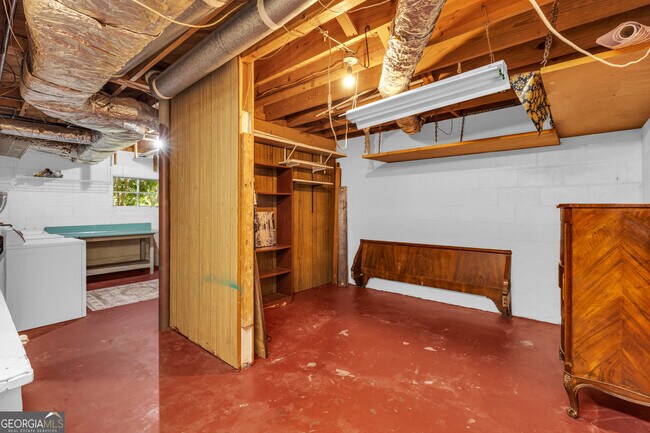 Building Photo - 5095 S Trimble Rd
