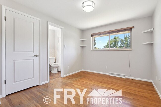 Building Photo - Bear Creek Trail rental