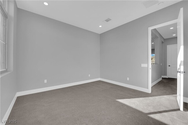 Building Photo - 10648 Stone Ledge Ave