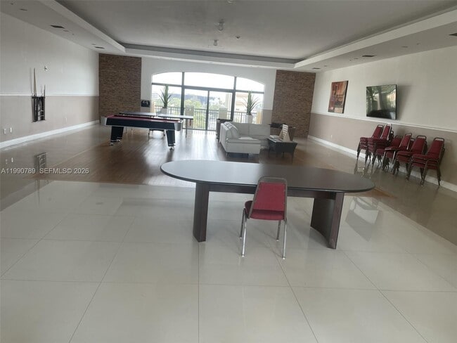 Building Photo - 4242 NW 2nd St