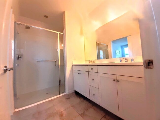 Building Photo - MERIDA LANE BREA 92823 (2 BED / 2 BATH)