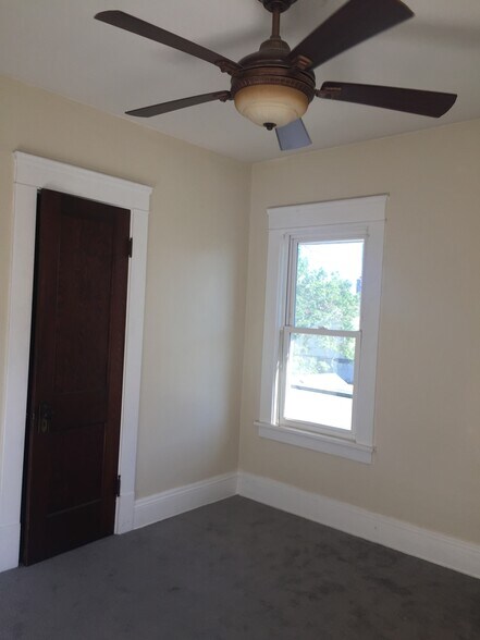 Building Photo - 3017 Portman Ave