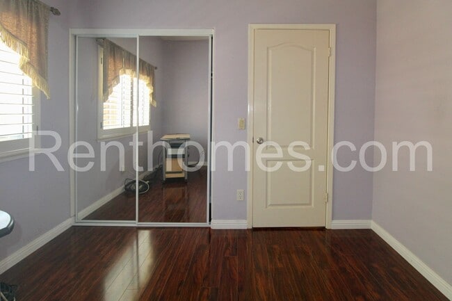 Building Photo - 11743 Windcrest Ln
