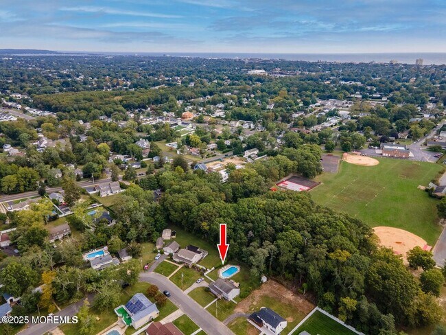 Building Photo - 23 Barbara Ln