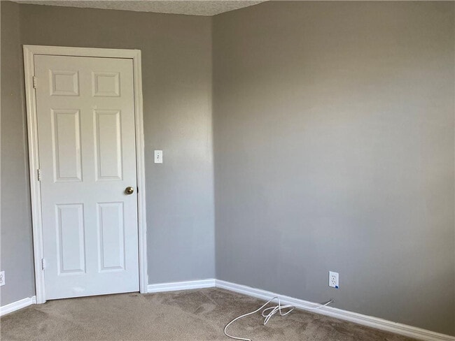 Building Photo - 8549 W Southgate Shores Cir