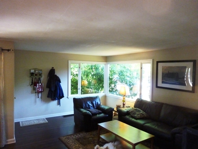 Building Photo - Delightful Home