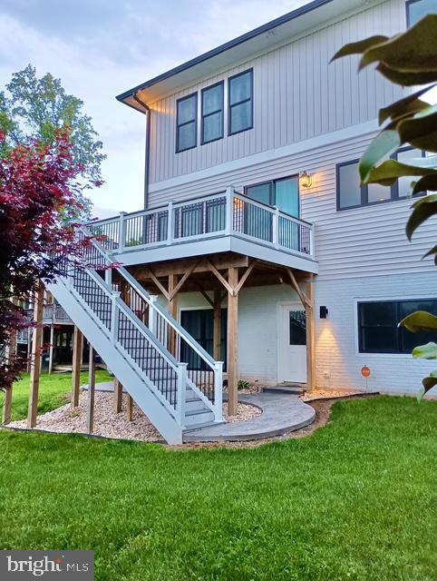 Building Photo - 1809 MacArthur Dr