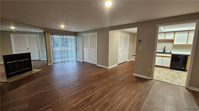 Building Photo - 306 Sundown Trail