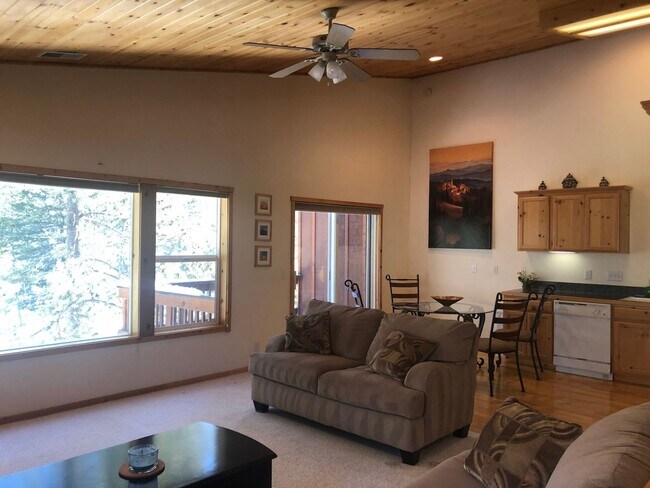 Building Photo - Long term Lease in Tahoe Donner- $2168 per month Furnished
