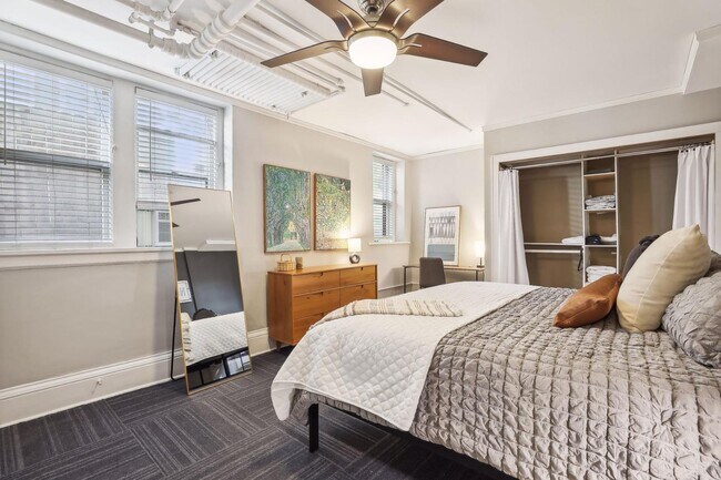 Building Photo - 3006 W 44th St