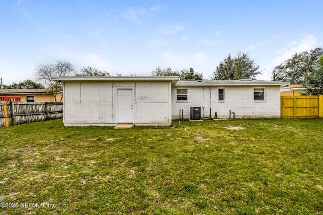 Building Photo - 7603 Quitina Dr