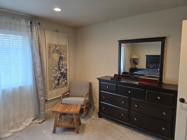 Building Photo - Recently constructed McKinleyville home fe...