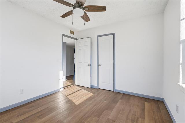 Building Photo - 916 8th St NW