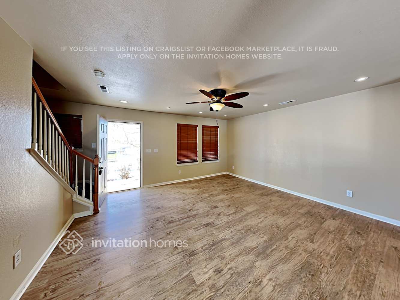 Building Photo - 838 Willow Dr