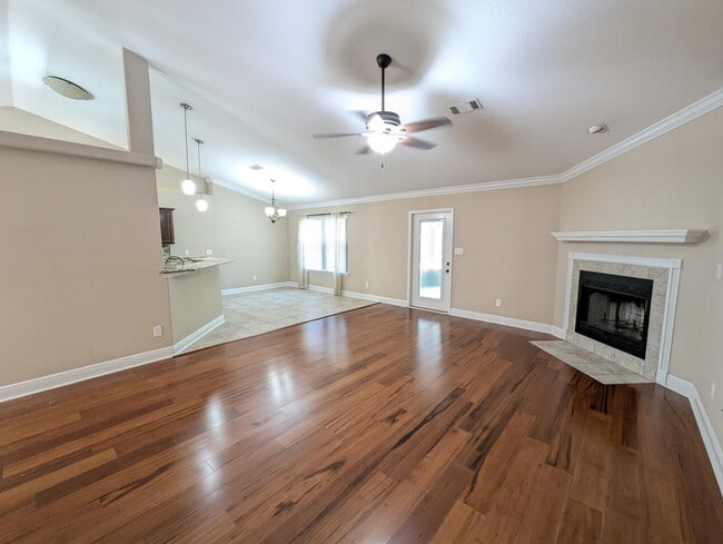 Building Photo - 6686 Bryant Rd