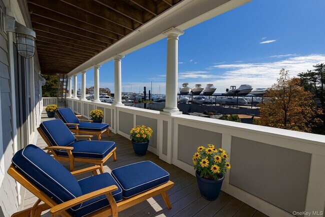 Building Photo - 510 Shore Dr