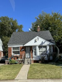 Building Photo - 19668 Syracuse St