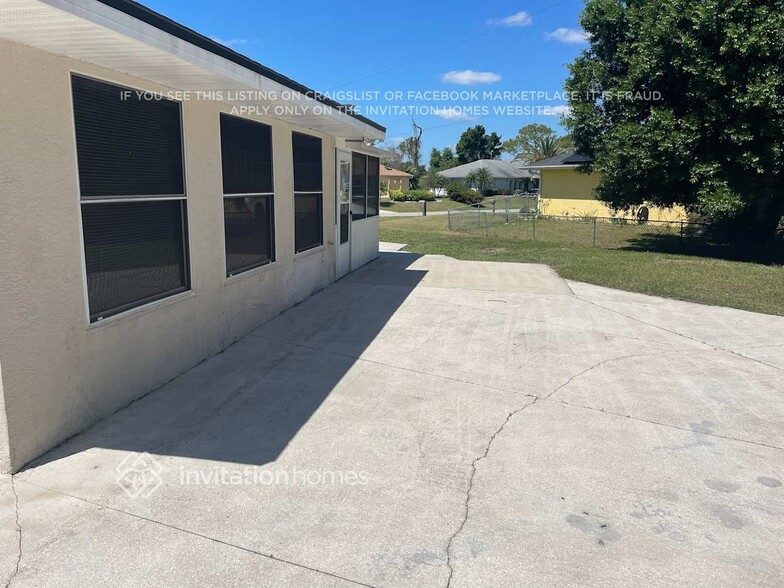 Building Photo - 21514 Ironton Ave