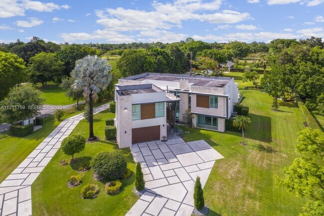 Building Photo - 14305 Stirling Rd